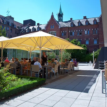 Am Alten Park 3* אוגסבורג