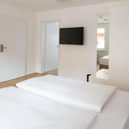 Am Alten Park מלון 3*