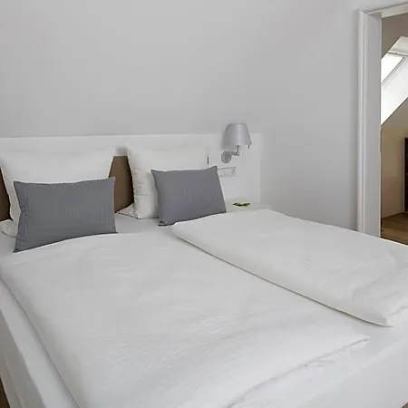Am Alten Park 3* Augsburgo
